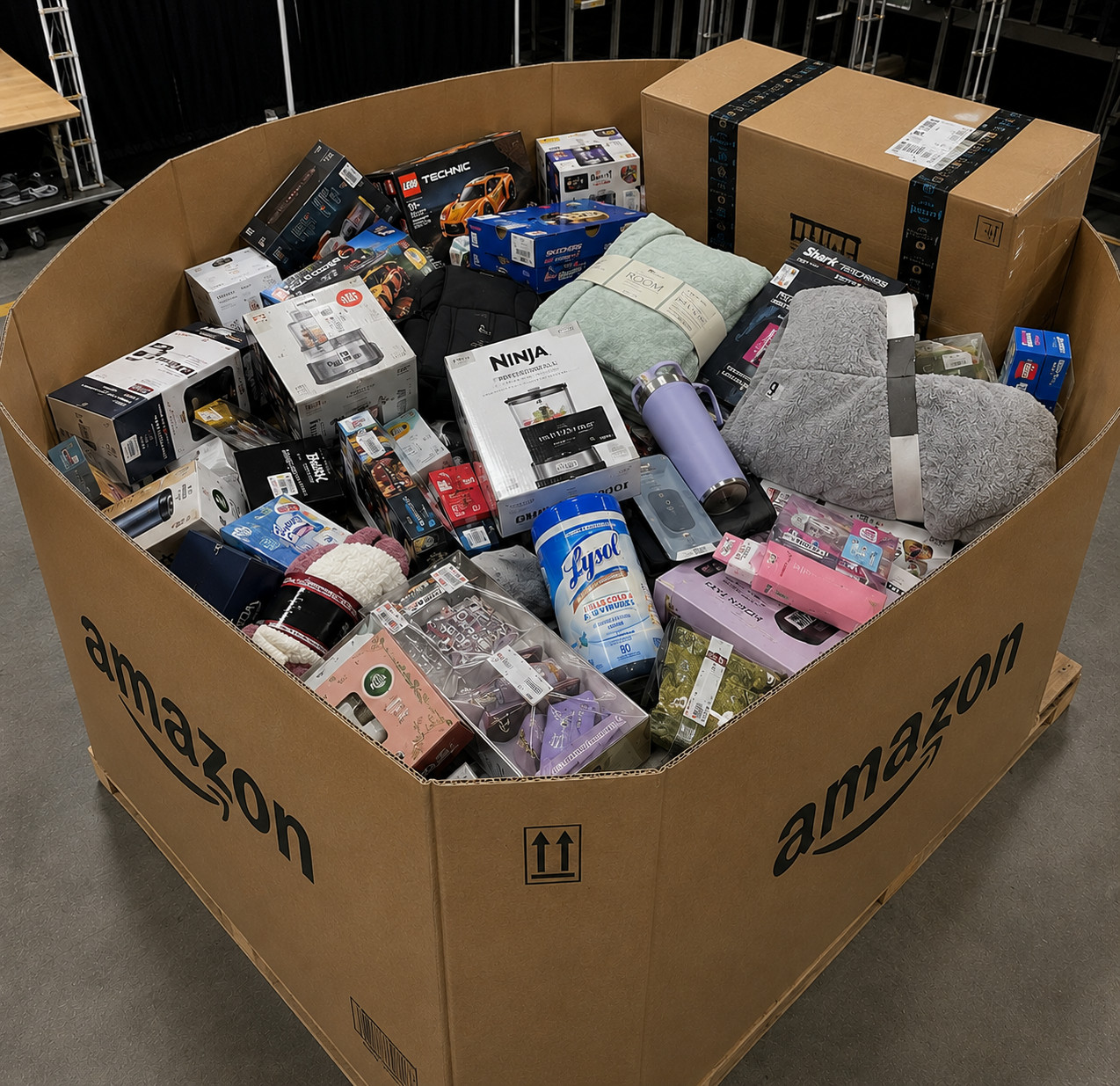 Amazon Overstock Goods with Household Essentials Included
