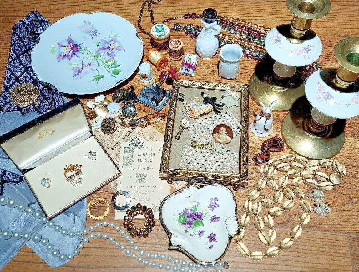 2 pounds “Junk Drawer lot” – Old to new items – Bulk mix – See Description-# GTW