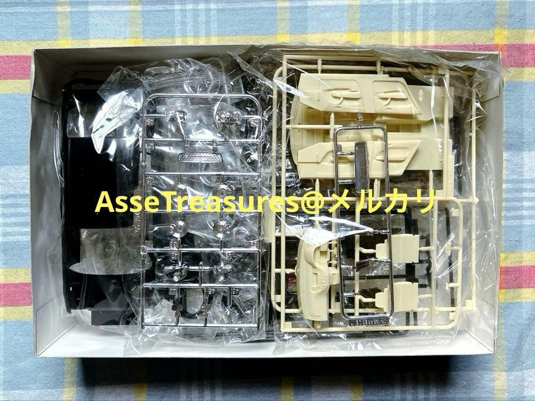 Aoshima 1/24 Nissan F50 President 2003 model