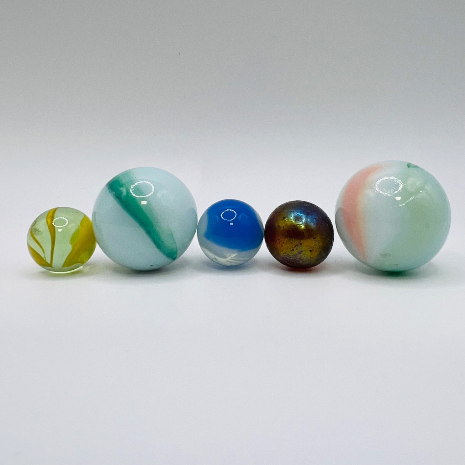 Antique/Vintage Glass Marble Lot of 5: Large Shooters, Mica, Swirls, Iridescent