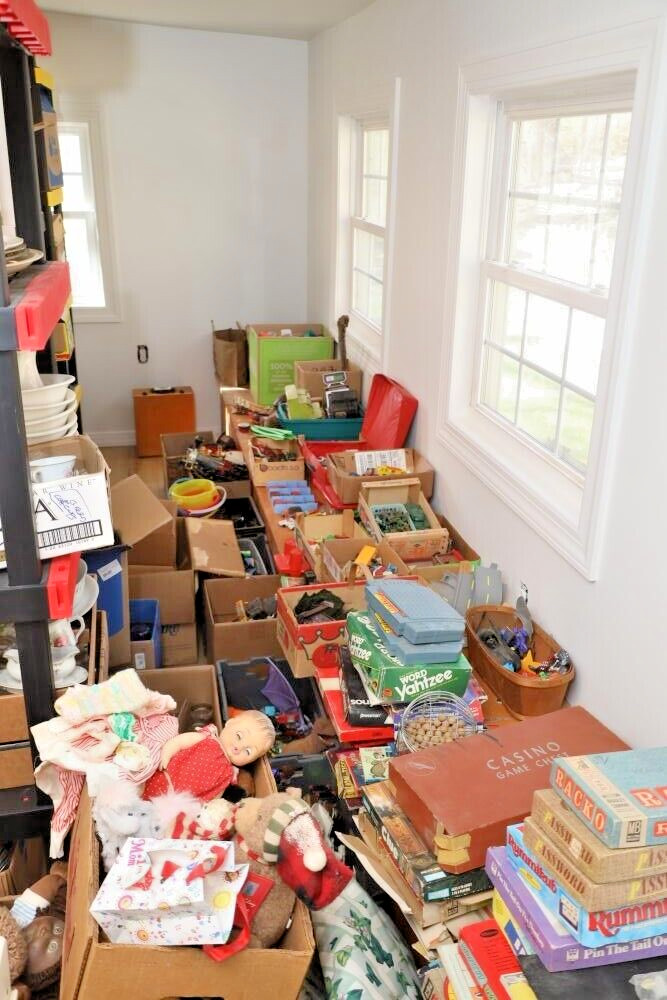 5 pound “Bulk Buy lot”- “Estate Closeout lot” old & new assorted items 8K