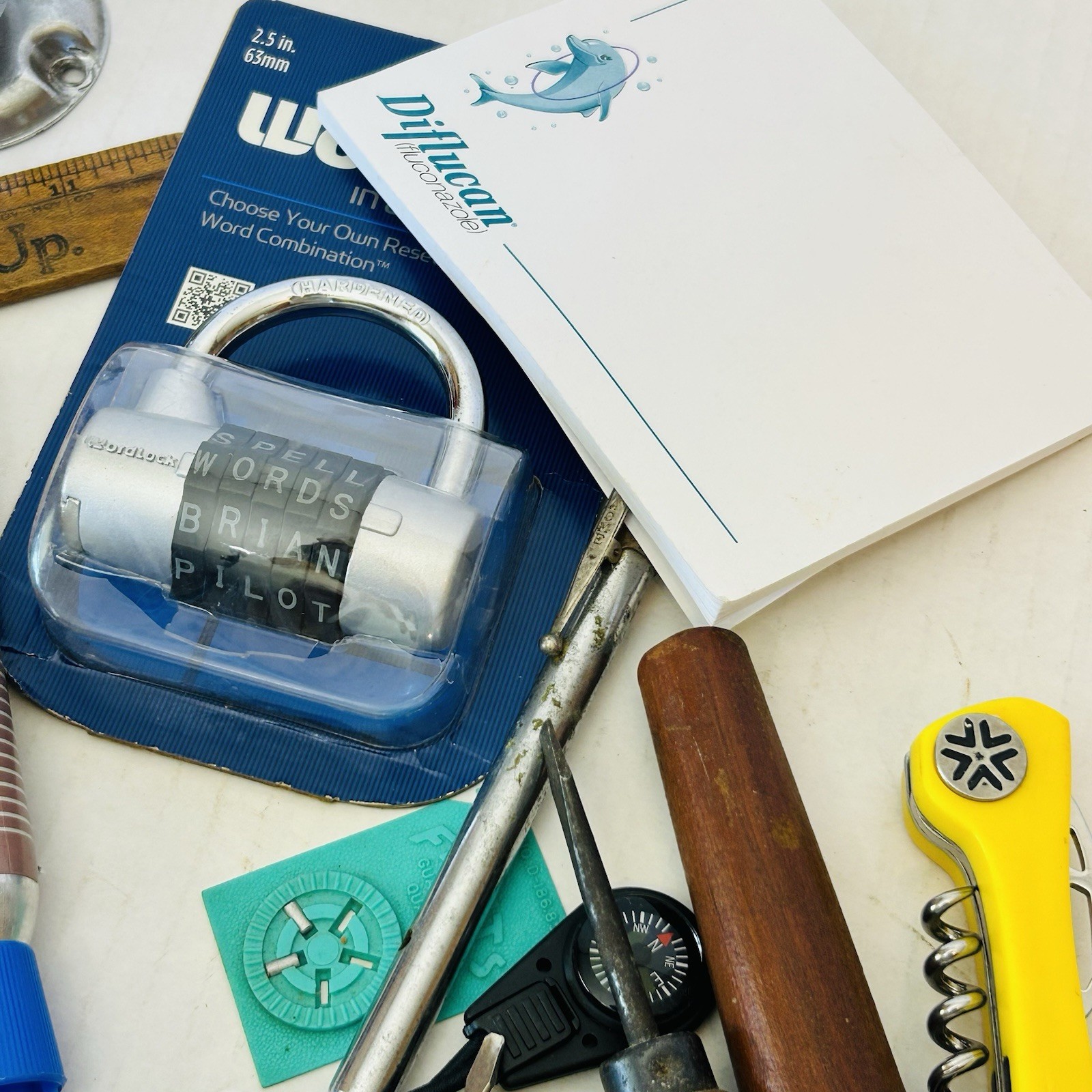 Vintage Collectibles Junk Drawer Lot Bulk Guy Stuff Keys Cast Metal Watch Lock..