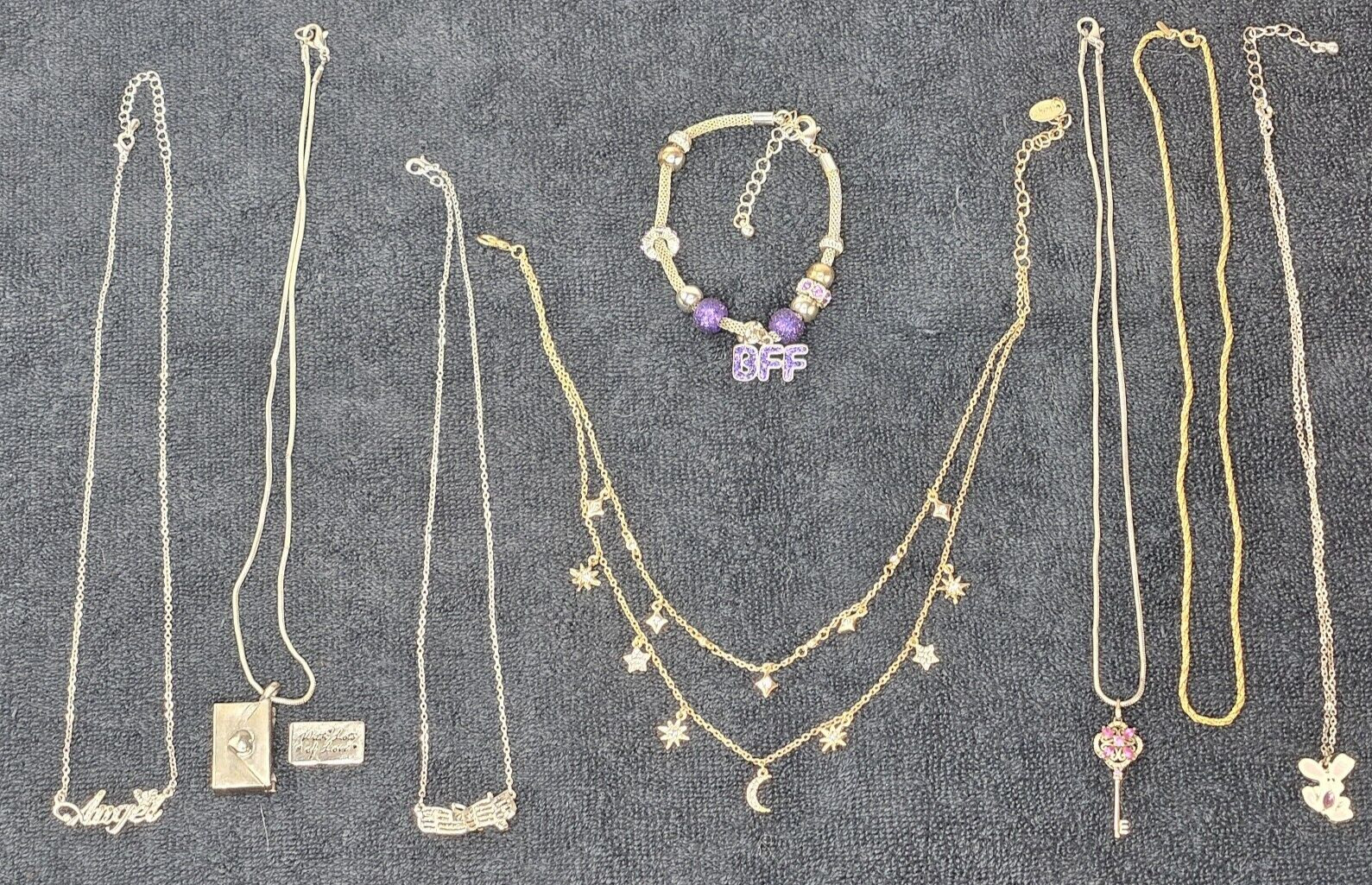 Womans Neckles Bracelet Key Charm costume jewlery Lot