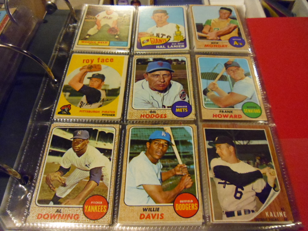 Medium USPS Box Filled With Sportscards! Unopened Packs, Vintage, FREE Mantle!