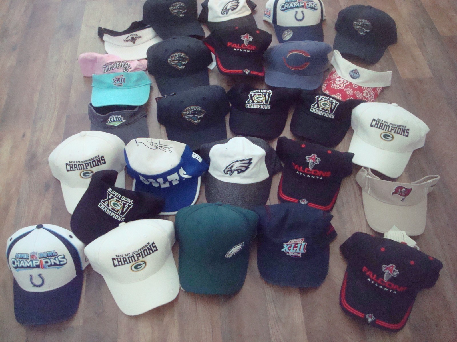 25 HATS NFL REEBOK RARE SPORTS STRAPBACK 90S WHOLESALE LOT HATS VINTAGE HAT CAP