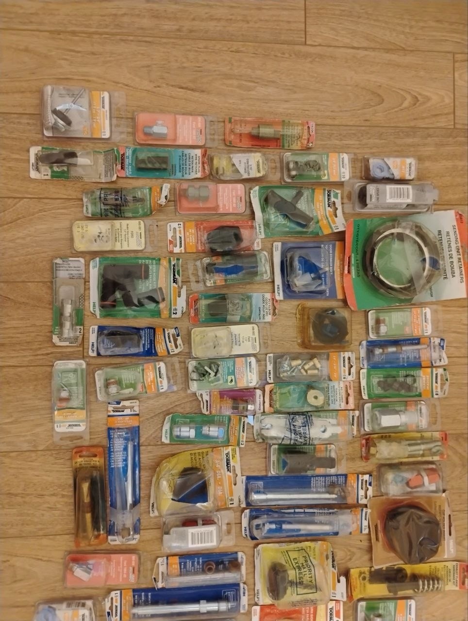 Dorman Auto Parts Lot 85+ Packs 300+ Pieces for Truck Pickup Mechanical