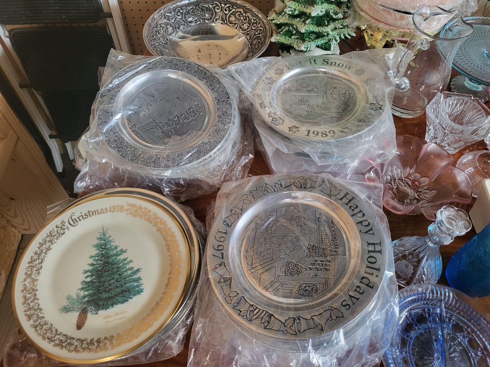 Variety Estate sale!! Vintage, Rare And Antique Items. Crystal And China!!