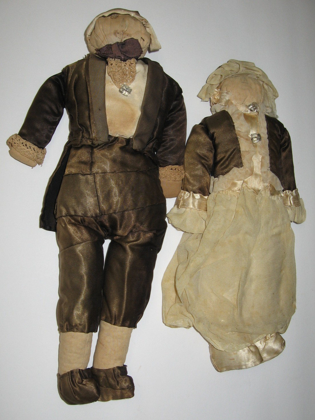 1910’s-20’s Handmade Pair of George & Martha Washington cloth dolls 13″-11″