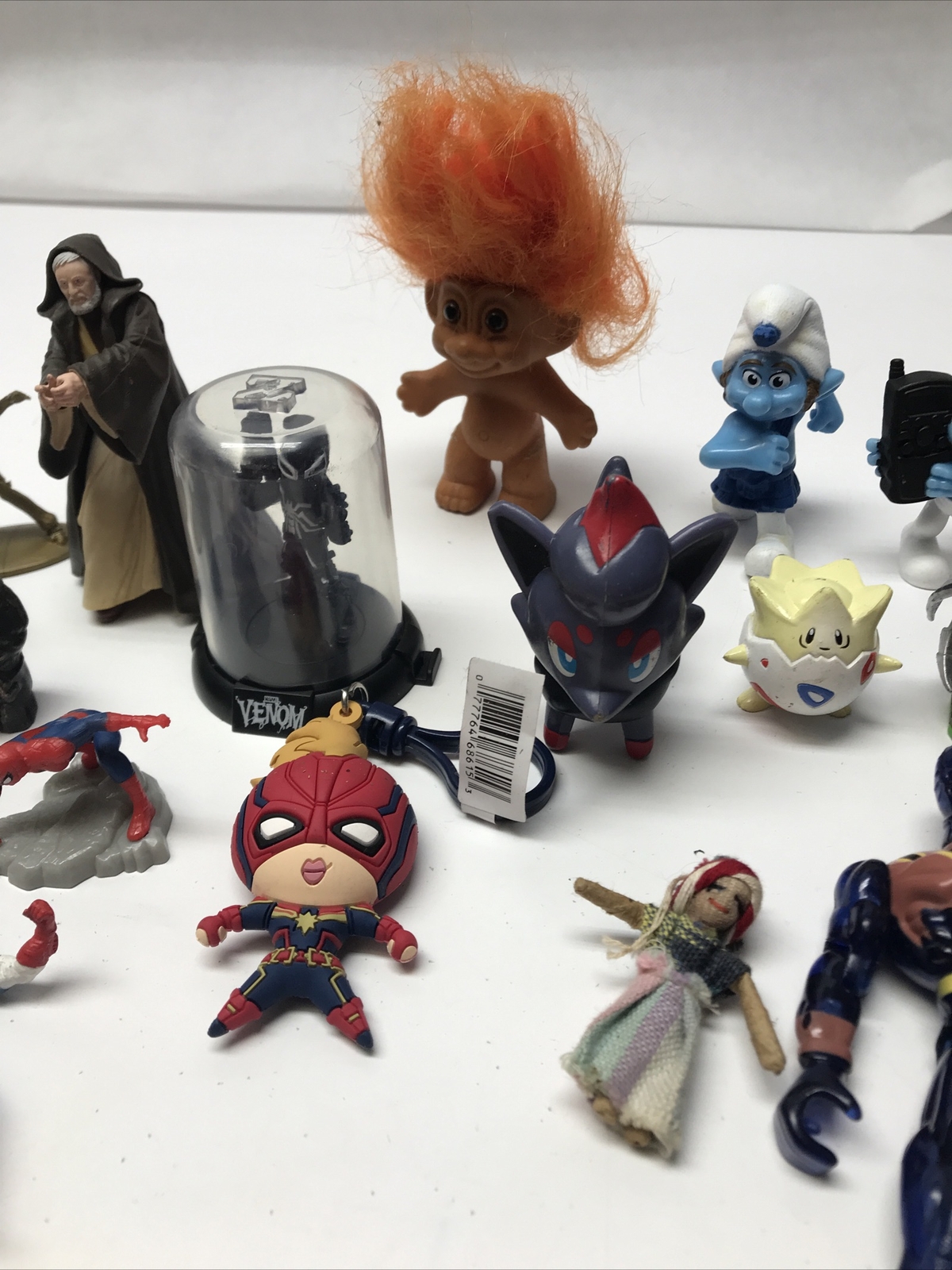 Junk Drawer Lot Of 20+ Mcdonalds Toys Action Figures Star Wars Marvel Smurfs KG