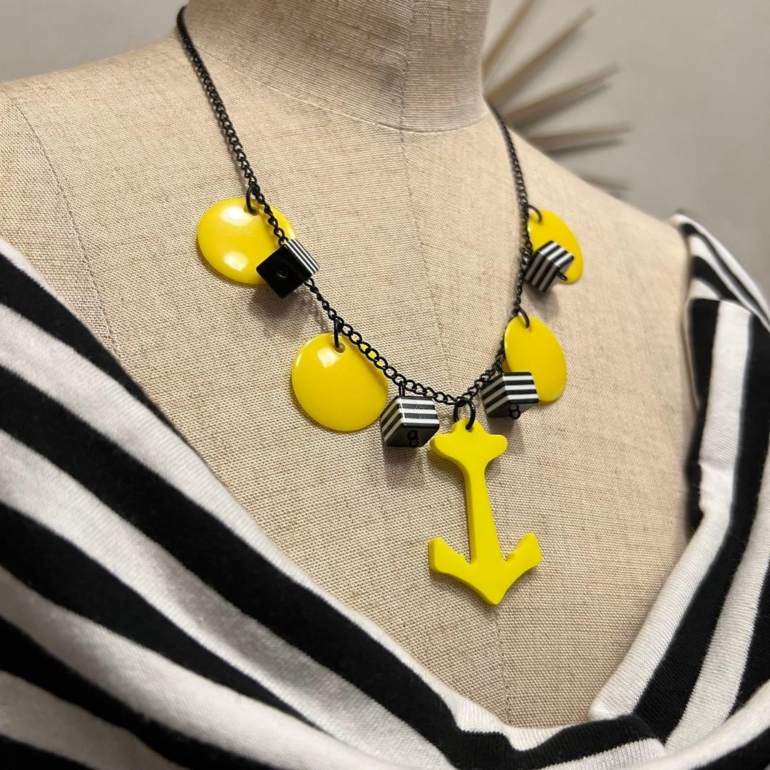 Marine 50s Sailor Yellow Jewelry 40s Anchor Vintage Summer Border Bakelite