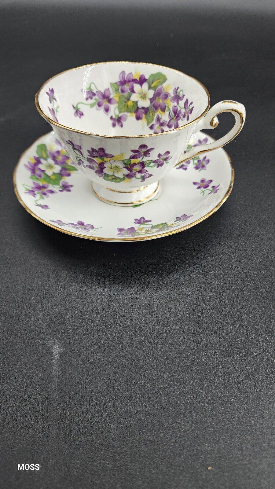 Woodland Violet Tuscan Fine English Bone Tea Cup And Saucer Gold Trim