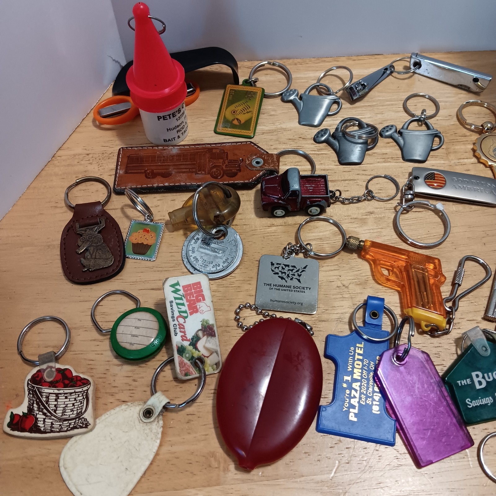 32 Vintage Keychain Lot Advertising Novelty Junk Drawer Estate Find