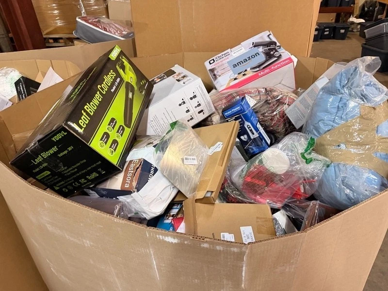 Brand new medium mystery box from amazon and target FREE SHIPPING