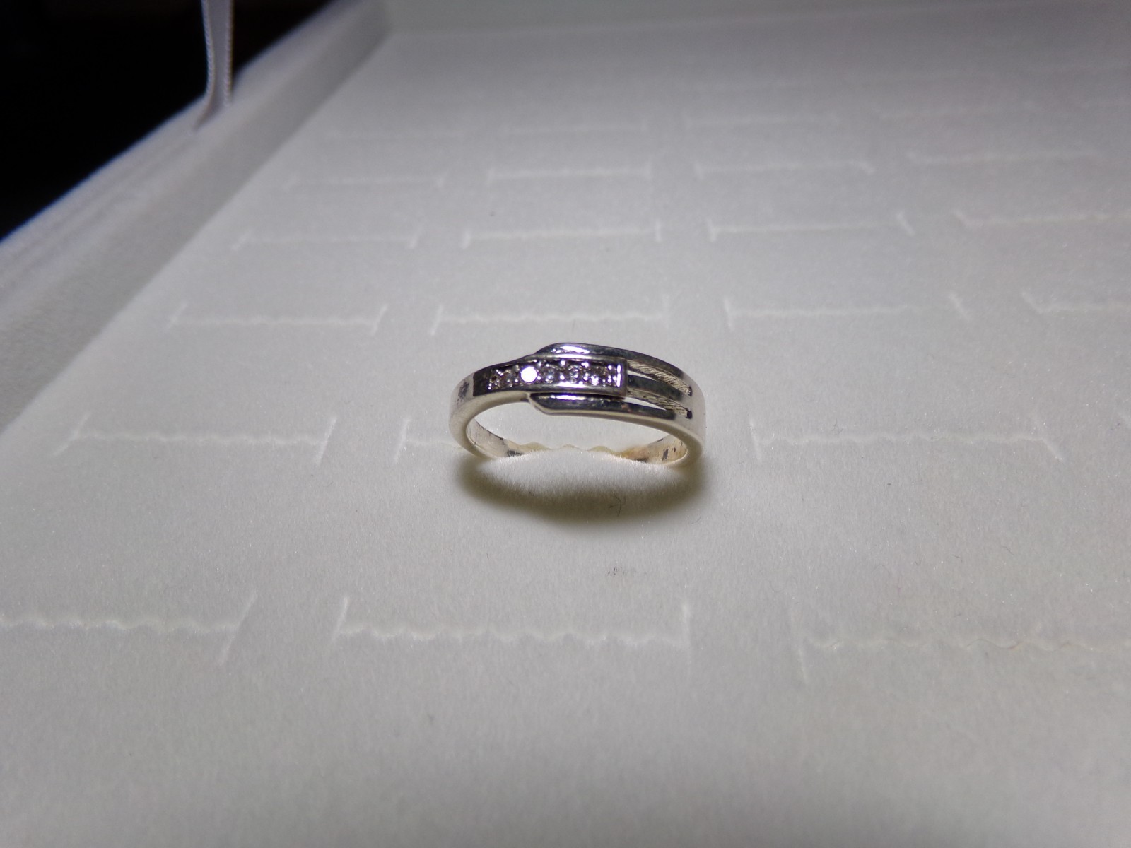 Vintage 925 Sterling Silver Ring Sz 8.25