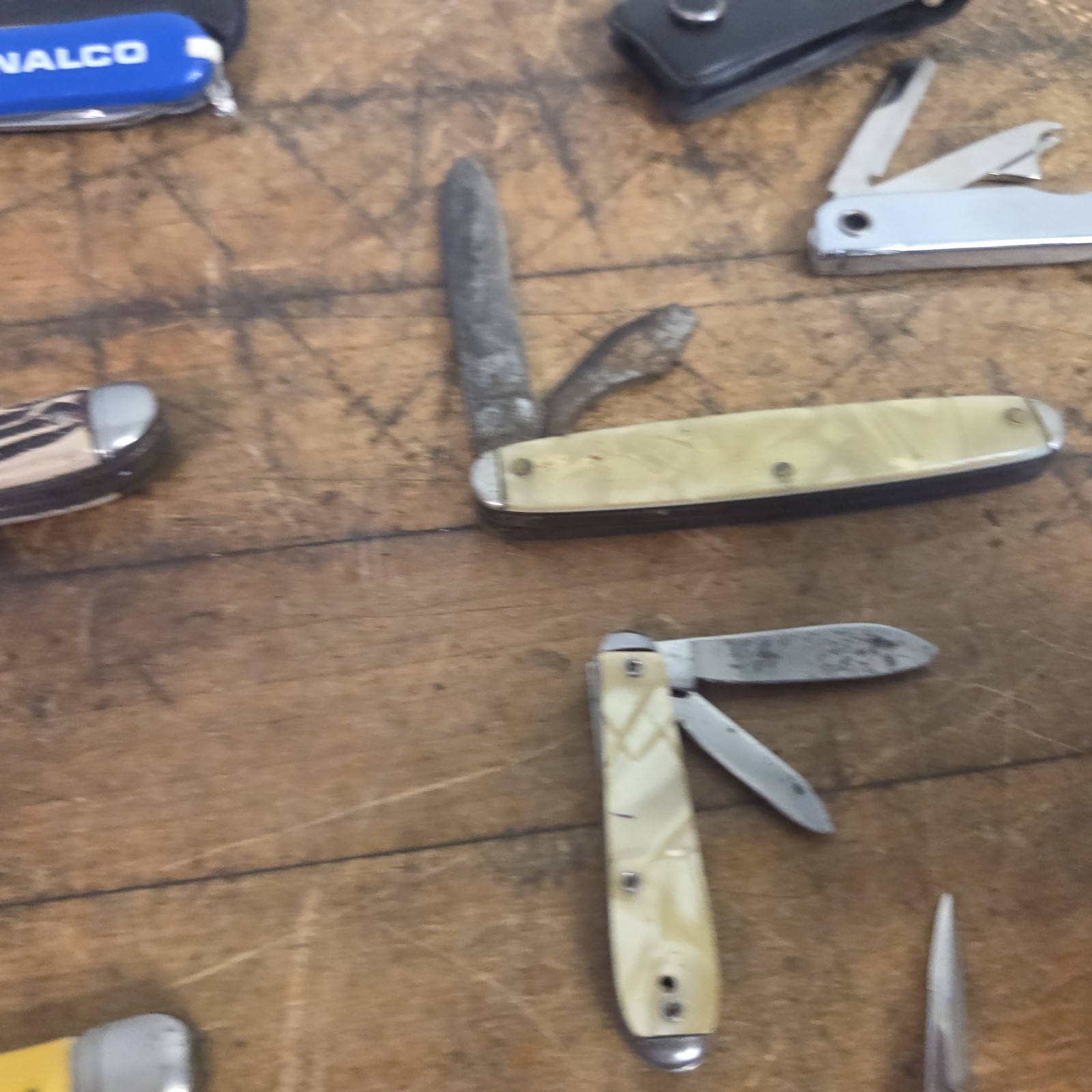 Junk Drawer Knifes Lot Of 8 random
