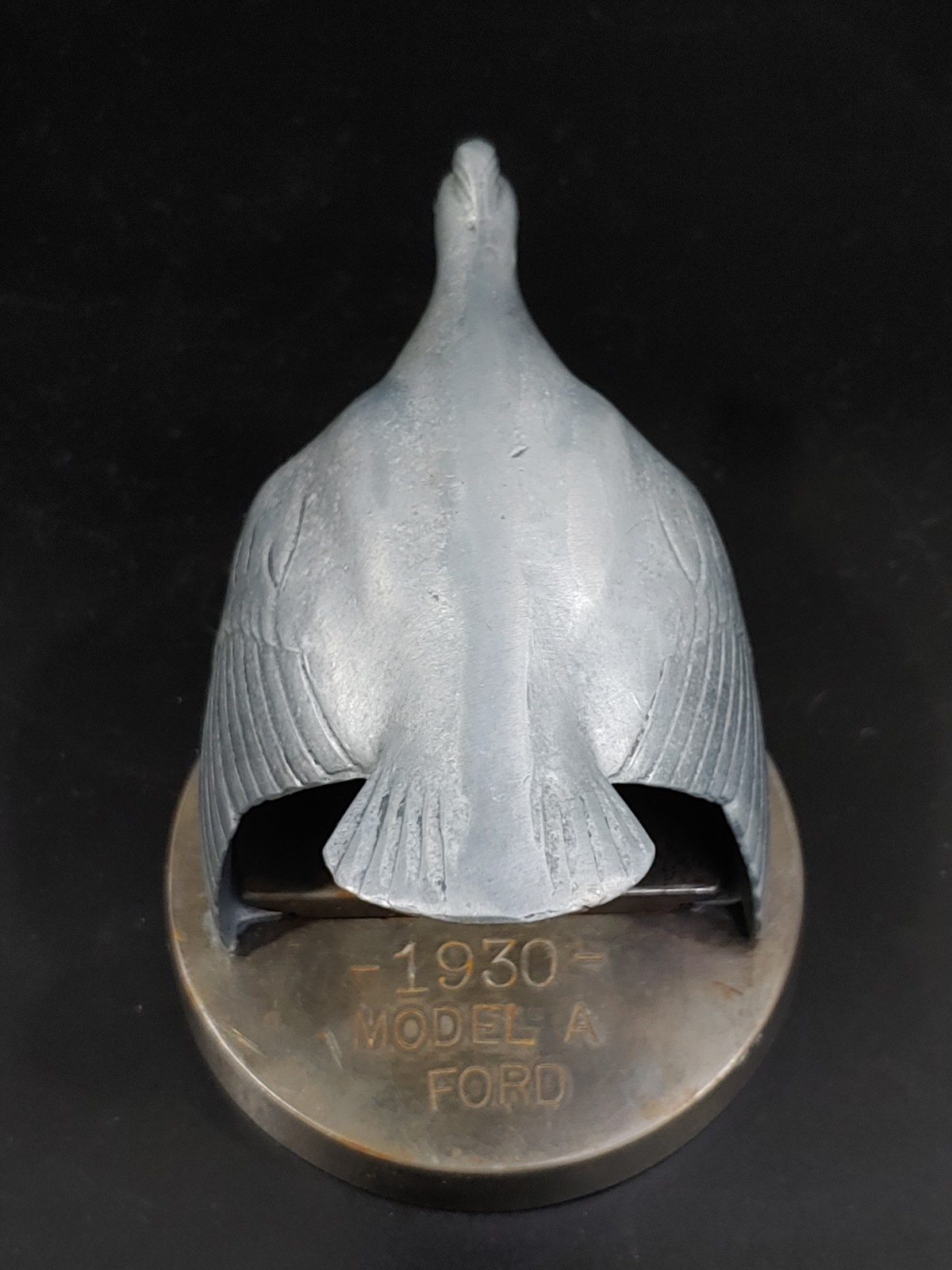 1931 Ford Model A Oldtimer US Car Pewter Sculpture Flying Bird Figurine Emblem