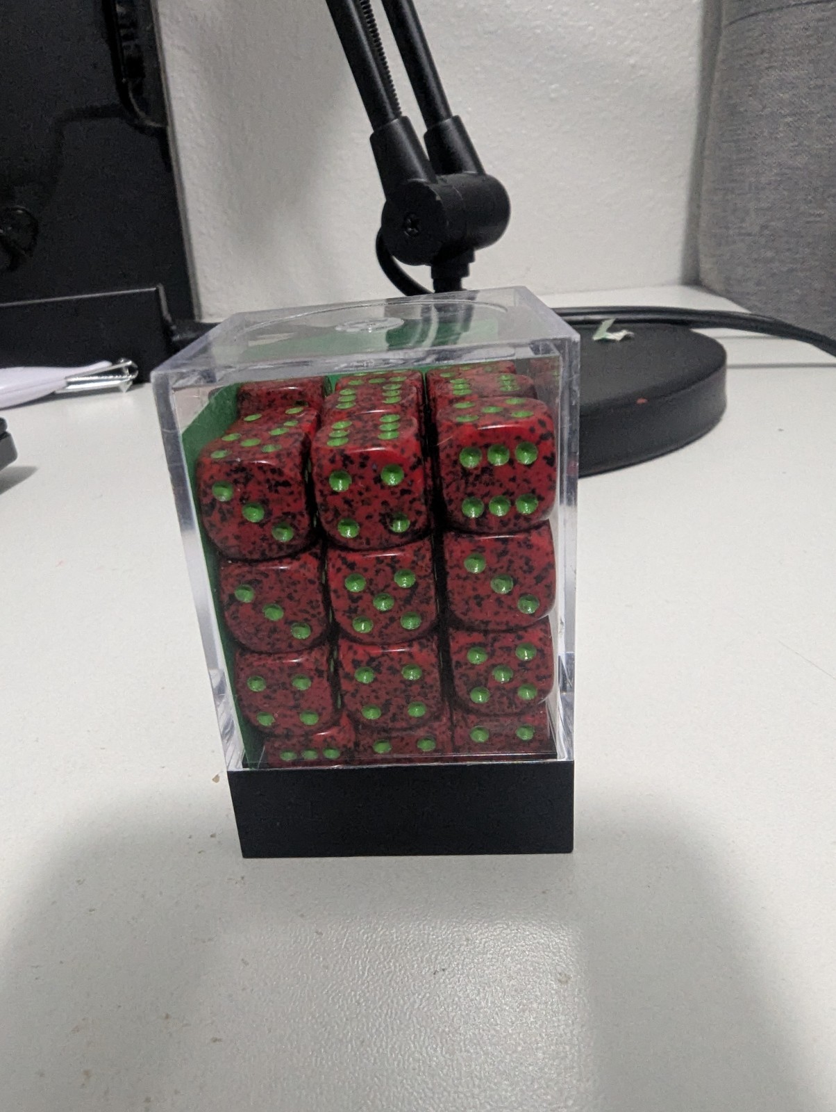 Chessex CHX25904 Dice-Speckled: 36D6 Strawberry Set, Speckled Strawberry, FS USA