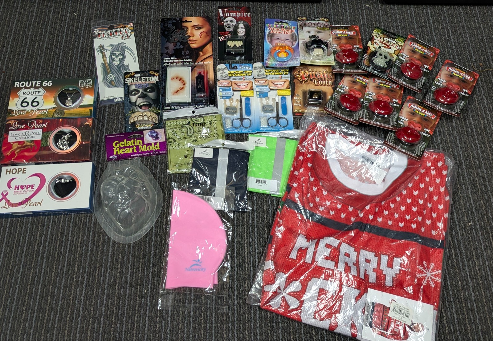 Bulk Reseller Lot 25pc Mixed Items Novelty Apparel Accessories Wholesale