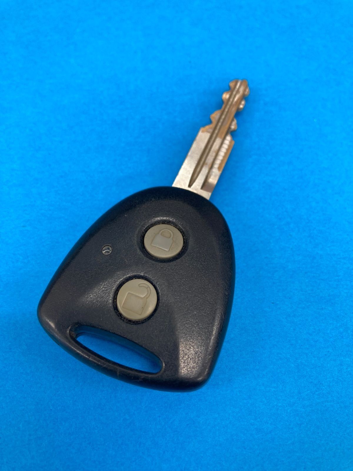 ☘ Subaru Sambar Truck S510J Keyless 2 Button 001YUB1005 A7 ☘
