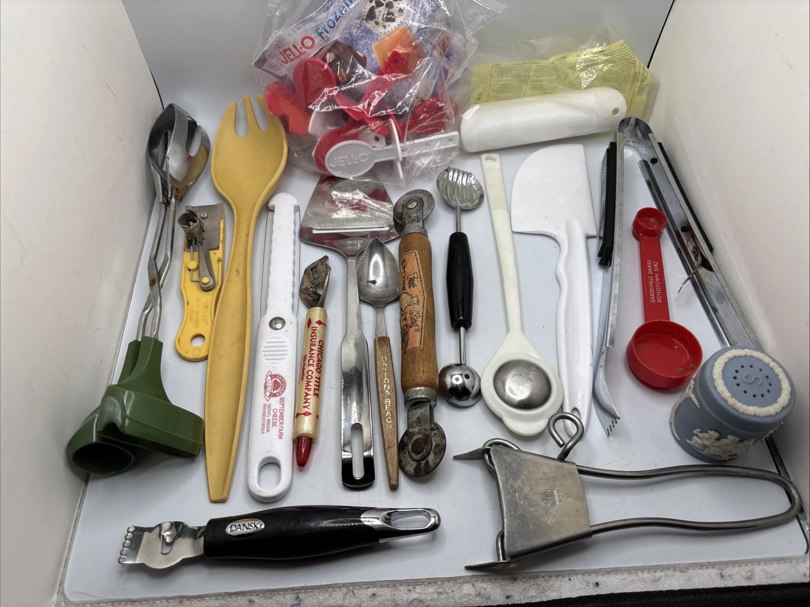 Vintage + Modern Kitchen Junk Drawer Lot Pyrex Dansk Krisk Tupperware Spline
