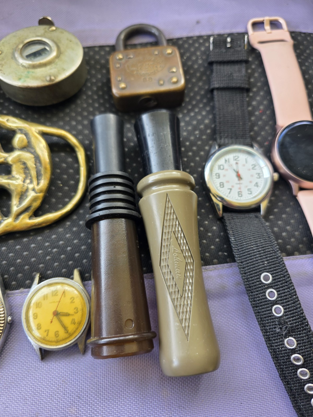 Grandpas Junk Drawer Lot, miscellaneous items, watches, Buckles etc Pre Owned D7