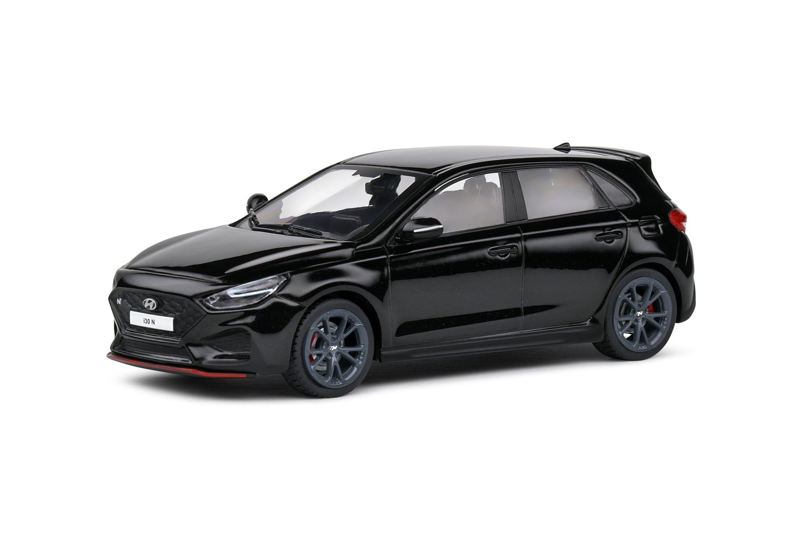 Solido 1:43 2022 Construction Diecast Vehicle Model Black