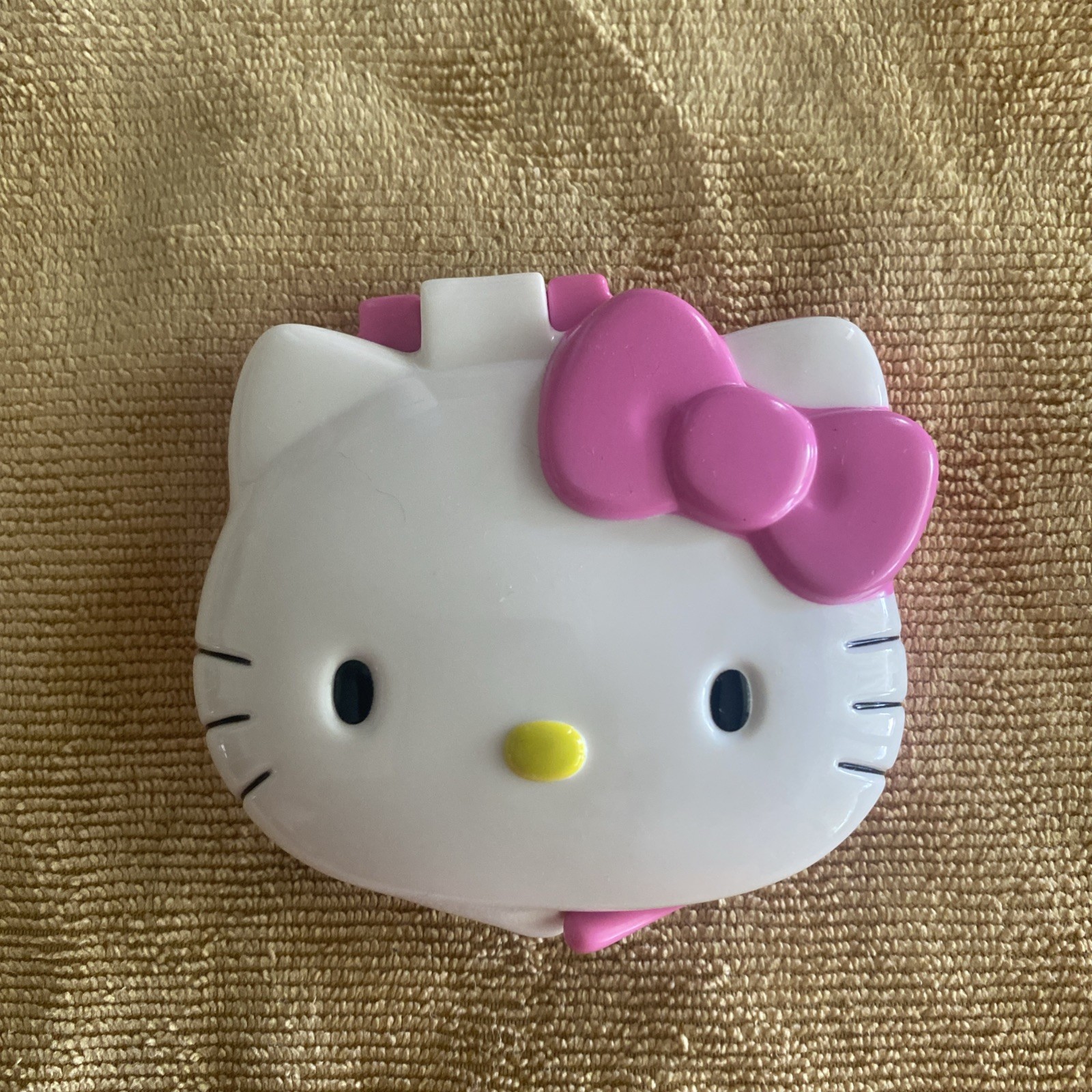 Hello Kitty Compact Make-Up Mirror Lip Gloss HTF Vintage McDonald’s 2007