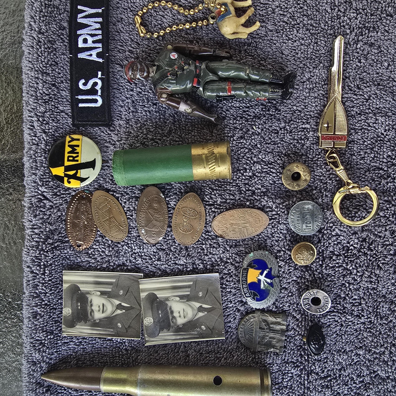 Vintage Military Memorabilia Lot Pins Patch Airborne Pontiac Key Photos Army
