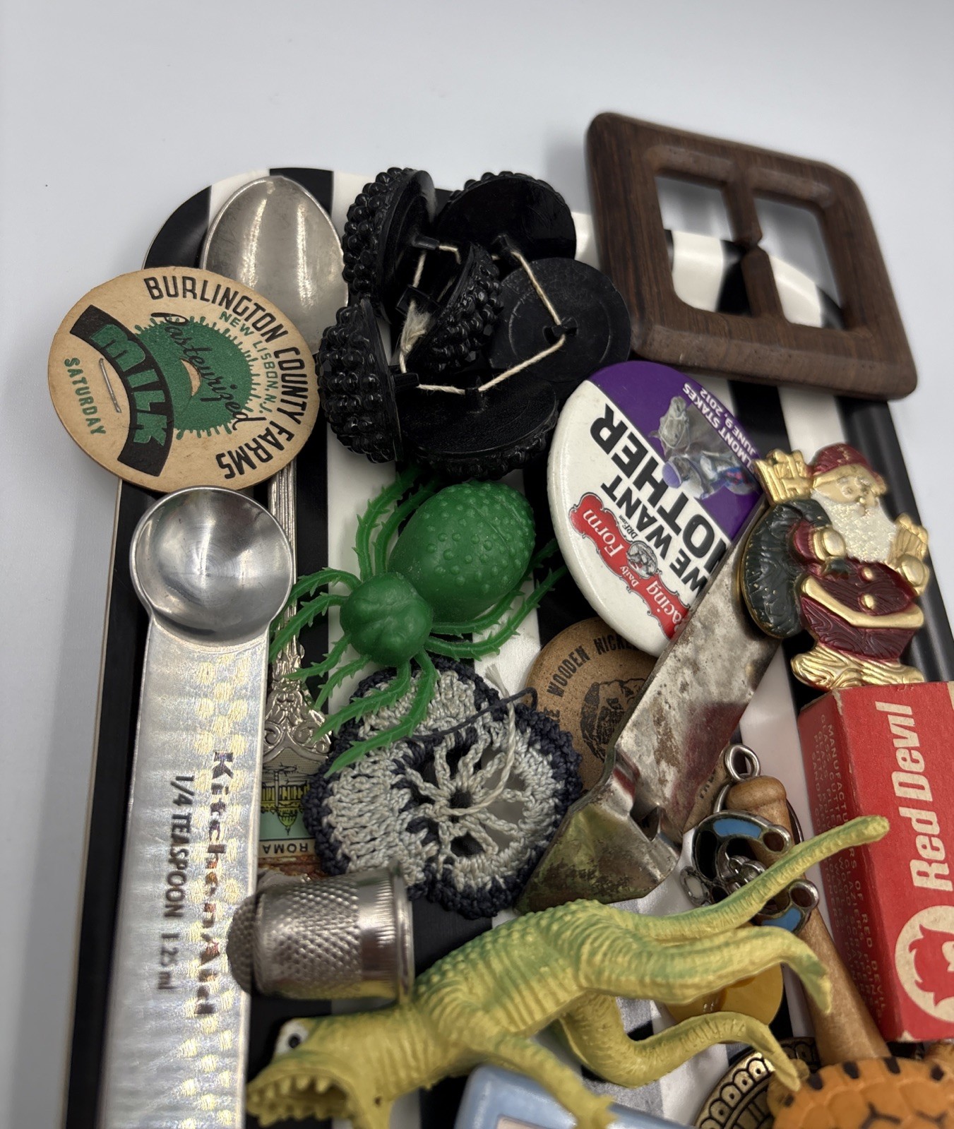 Vintage junk drawer lot items advertising Smalls Older As Shown Lot#41519