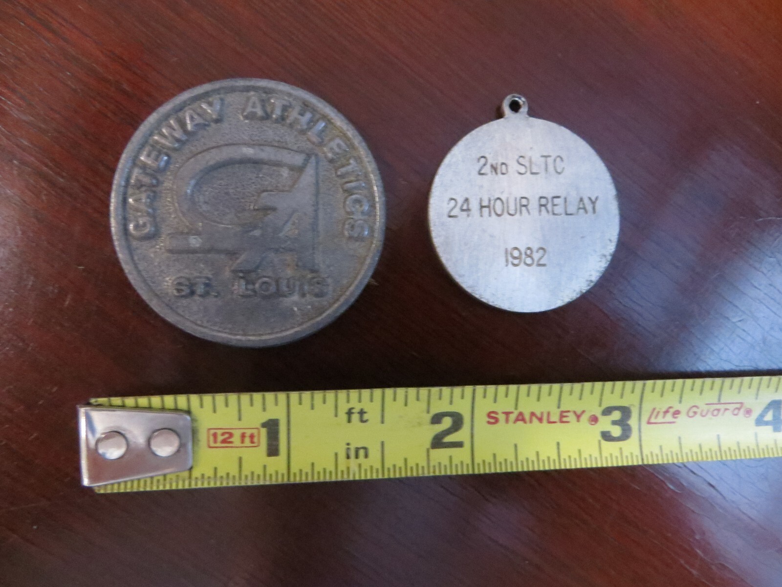 Vintage Lot Road Runners Club of America Medallion St. Louis Track Club Patch