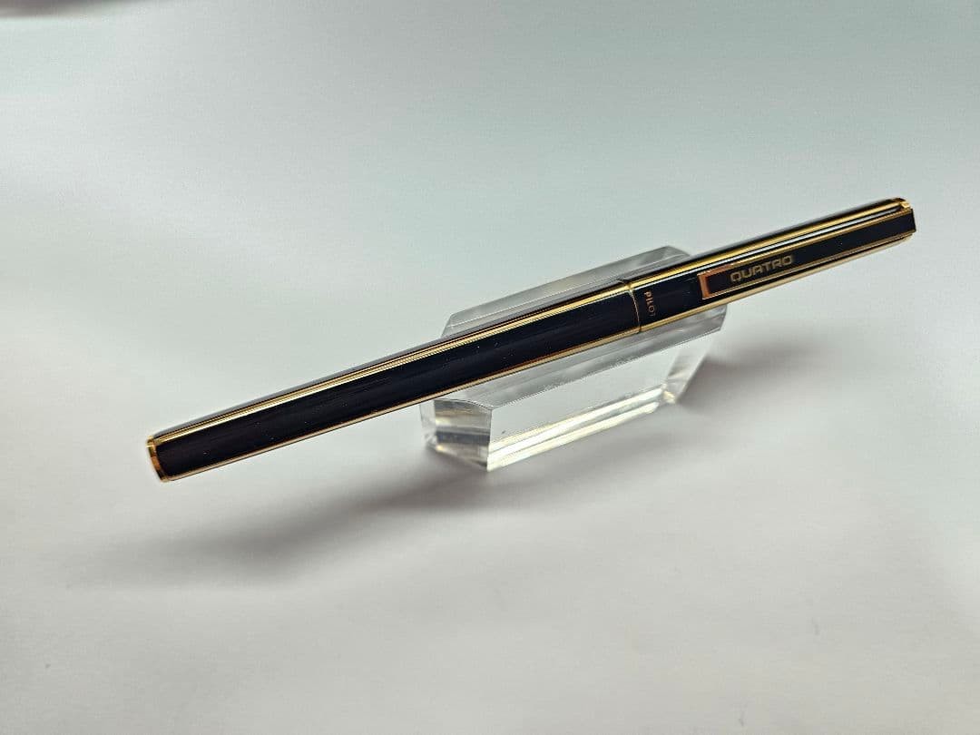 Pilot fountain pen PILOT QUATRO out of print 14K 14K
