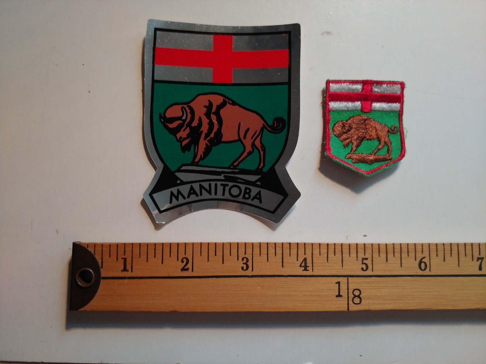 2 70S TRAVEL FLAG MANITOBA SOUVENIR PROVINCE canada BISON BUFFALO PATCH STICKER