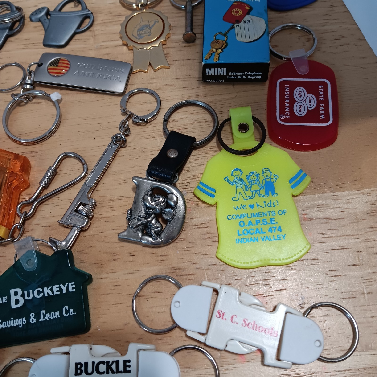 32 Vintage Keychain Lot Advertising Novelty Junk Drawer Estate Find