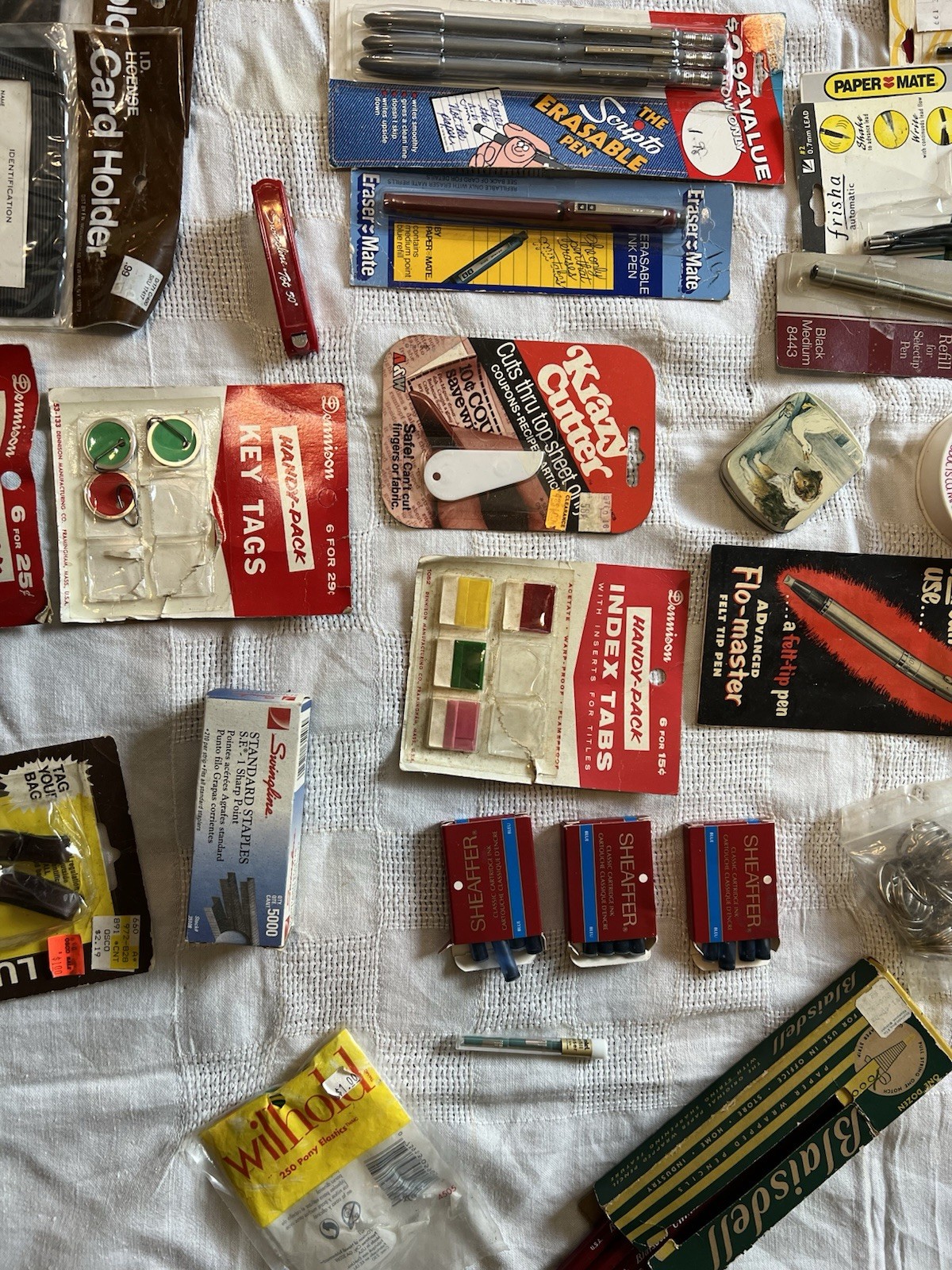 VINTAGE JUNK DRAWER LOT OF Home Office Type Items – 1970’s Tale Look ZOOM IN!!!