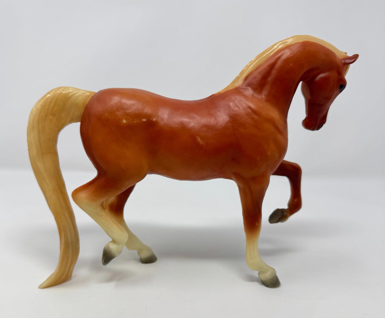 Breyer Traditional Model Horse PRANCING ARABIAN MARE #426 Lady Roxana Sorrel