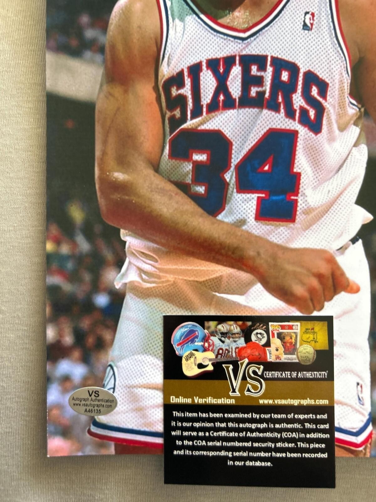Charles Barkley Signed Autographed Philadelphia 76ers 8×10 Photo COA
