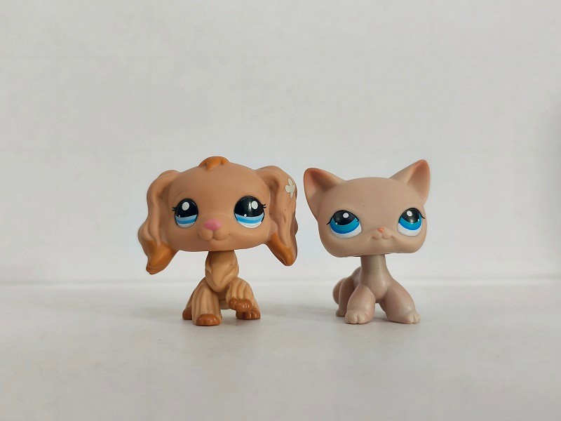 2pcs/lot Figure LPS Cat Dog #1716#228 Collection New