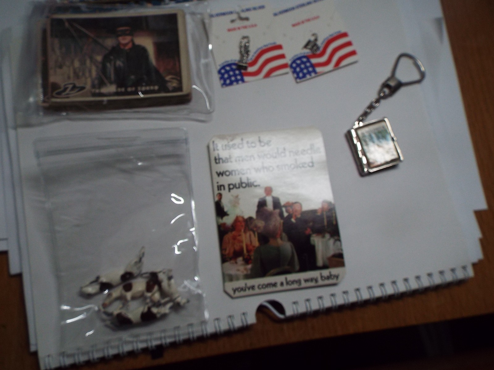 ASSORTED COLLECTIBLES/STERLING SILVER/ENGLISH METAL DOGS/ZORRO CARDS/CIG ADVER/E