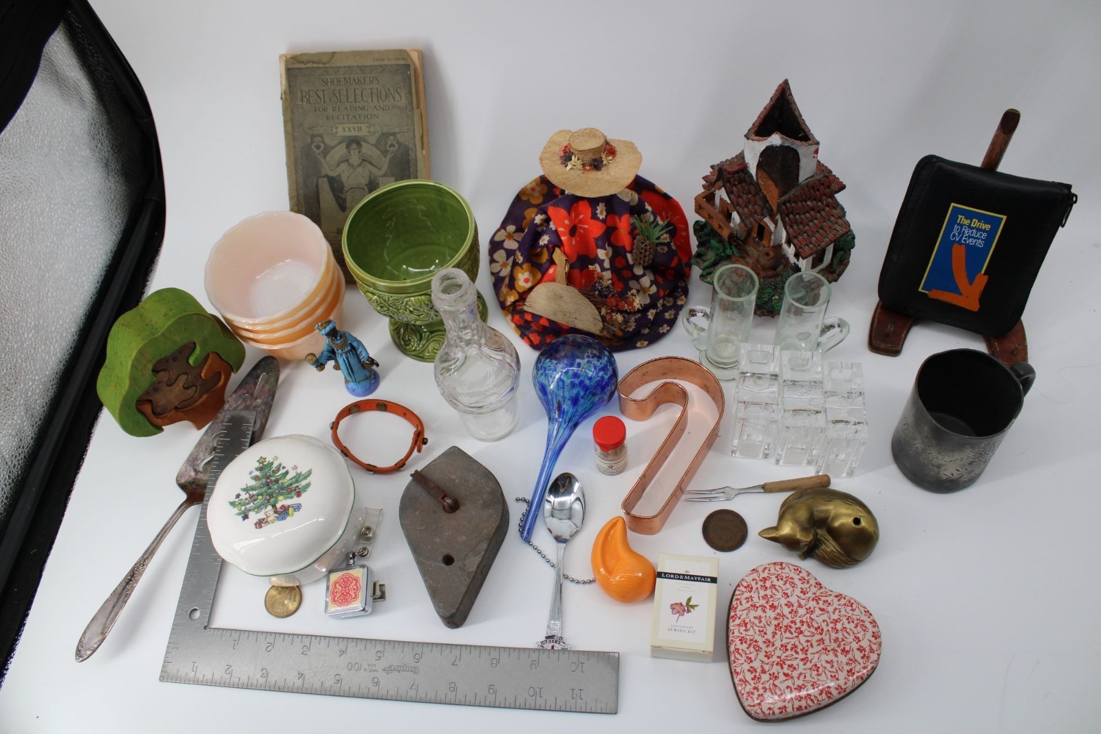 Junk Drawer Lot Vintage Antique 93907 Household Collectibles