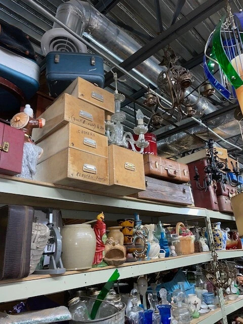 MANIFESTED LOT 70+ items “Junk Drawer” – Estate finds bulk mix, see description