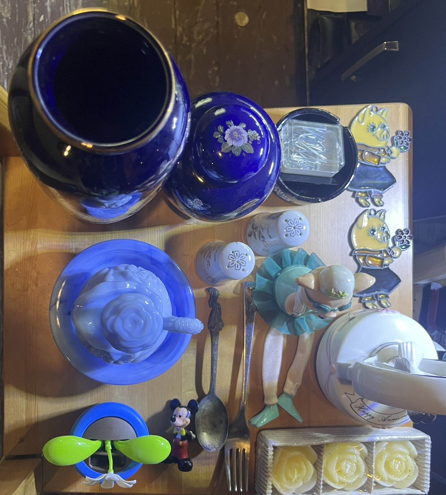 VTG-Modern Junk Drawer Lot (Yard Sale, Stamps,Home Decor Items + More)