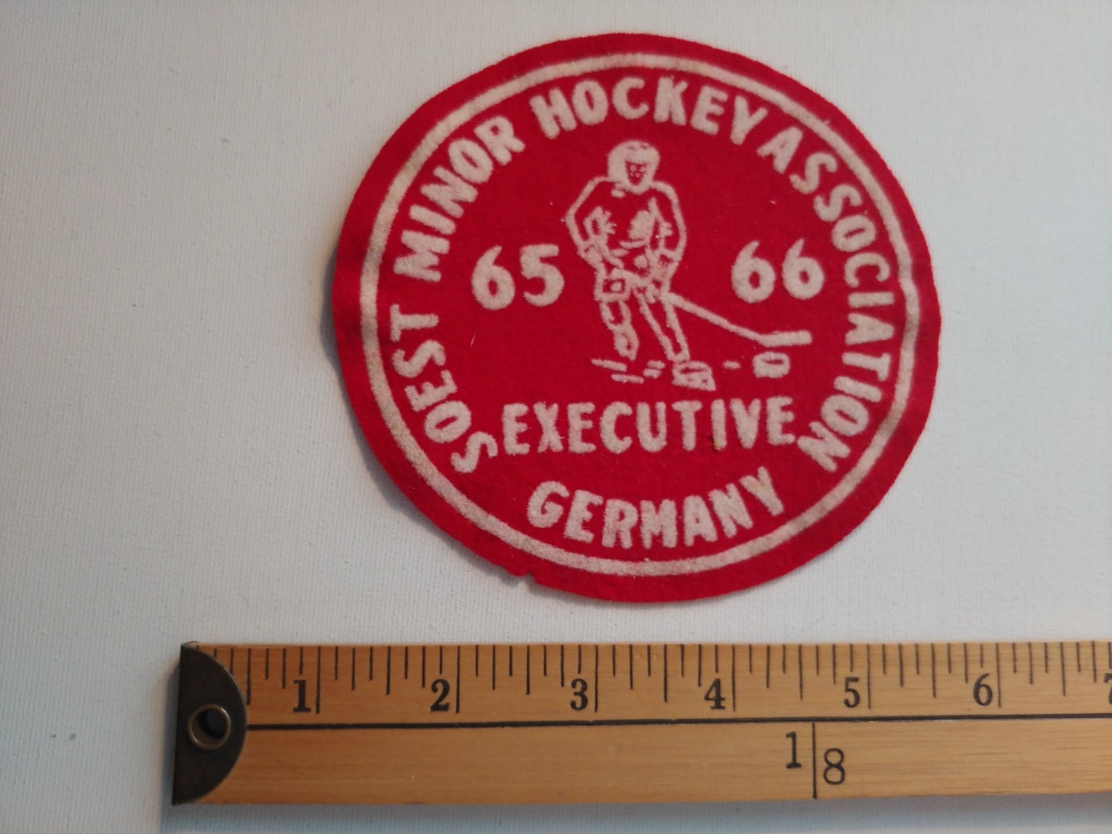 * 65-66 GERMANY GERMAN SOEST MINOR HOCKEY EXECUTIVE PATCH CREST BADGE ECUSSON *