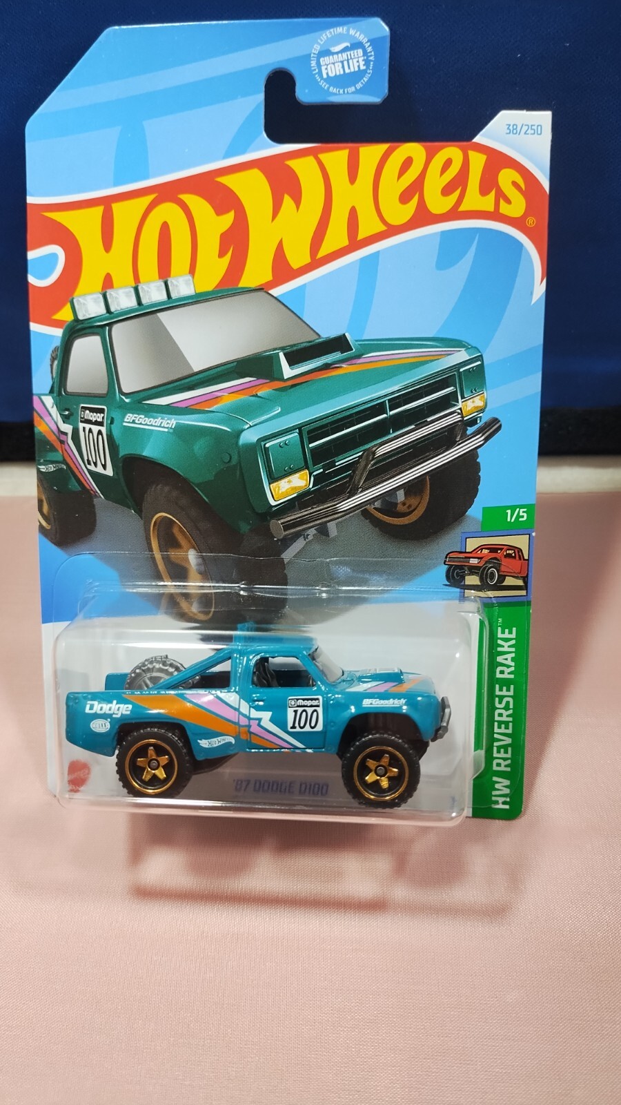 Hot Wheels ’87 Dodge D100 Pickup Truck HW Reverse Rake #1/5 Diecast 1:64 Scale