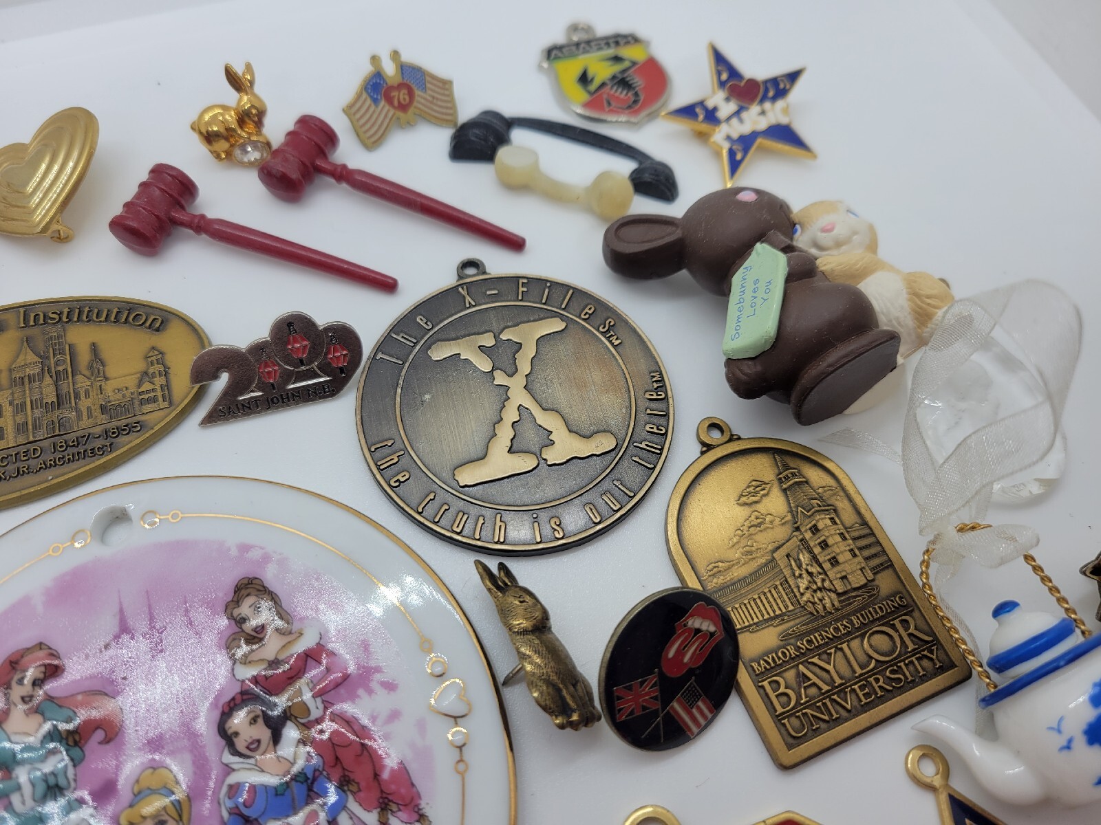 BIG Junk Drawer Lot Vintage Watch Keychain Fobs Charms Pins Misc 50pc