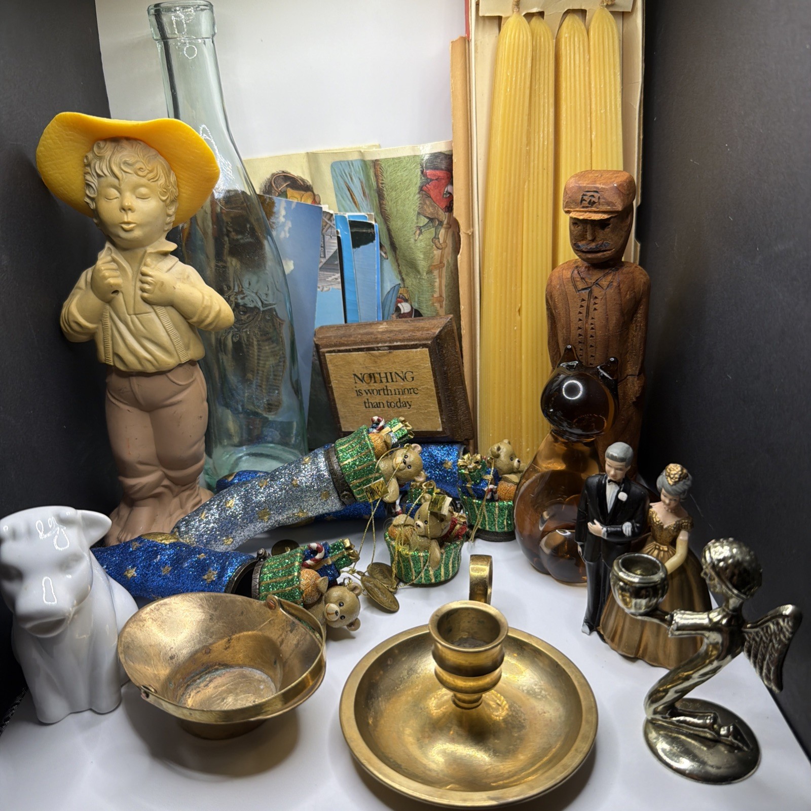 Vintage Junk Lot But Not Junk. Lot Of Stuff And Things Please See Photos