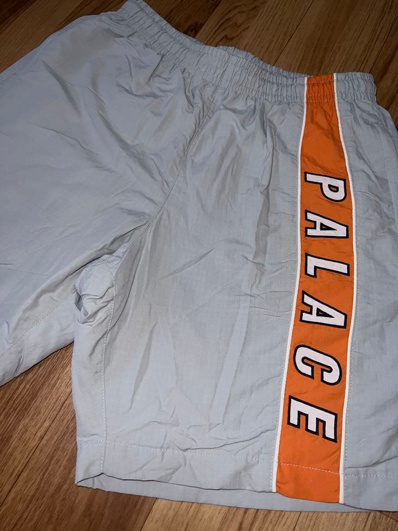 PALACE SHELL OUT SHORTS GRAY