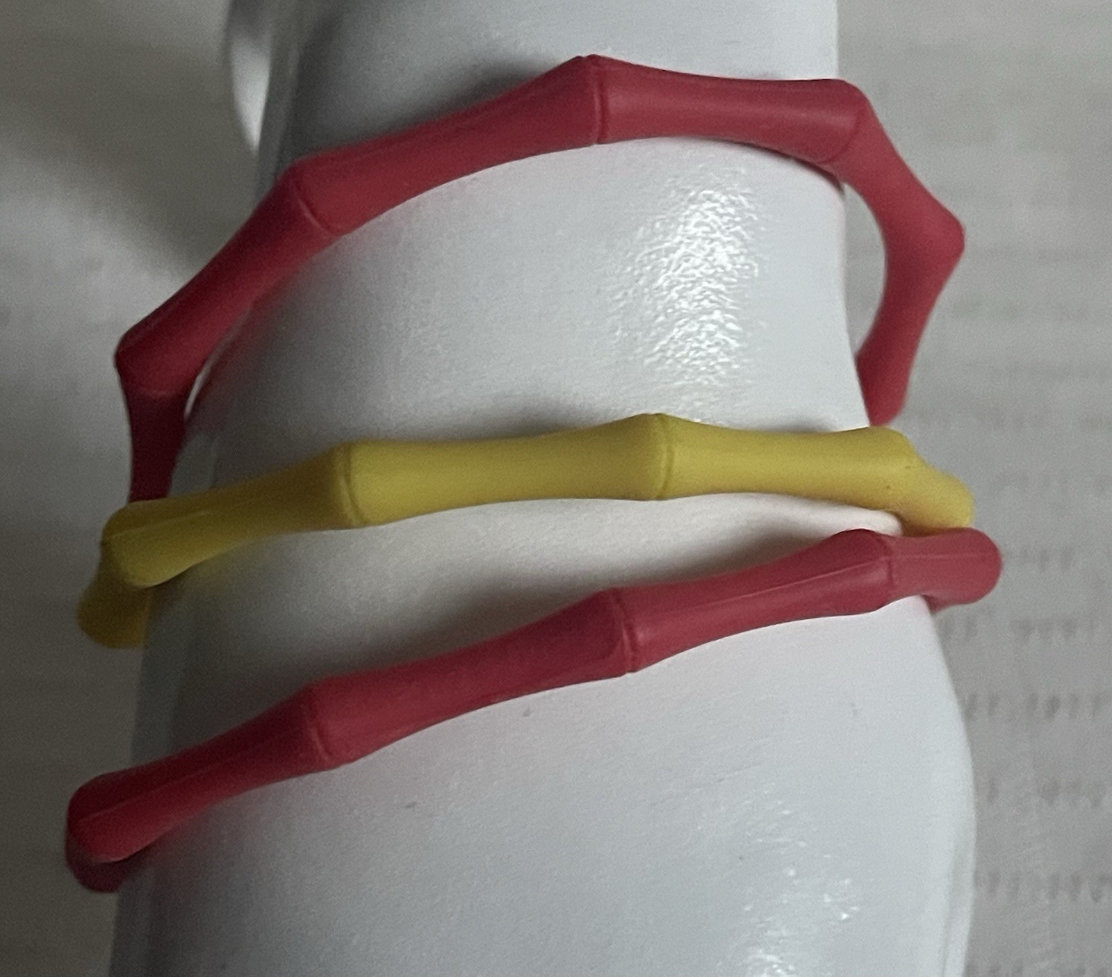 Silicone Key Ring Bamboo Bracelet 2 Red 1 Yellow