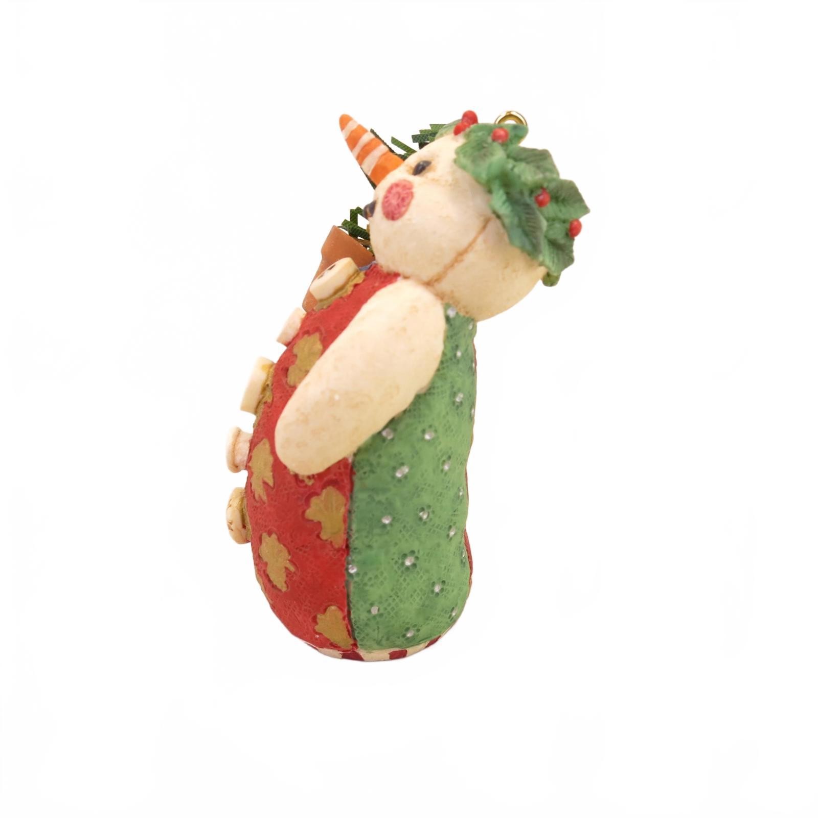 Hallmark Keepsake Ornament 2000 Snow Girl 3″ Tall Ornament QX8274