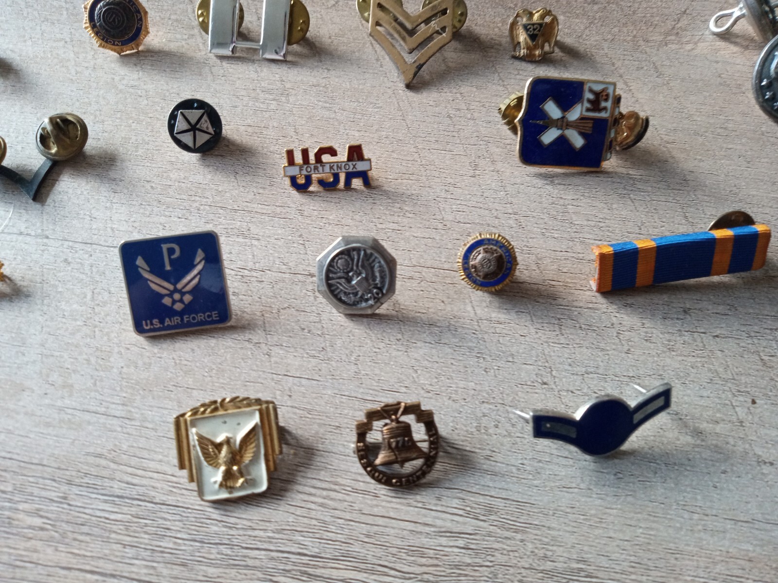Lot Of 100+ Items Vintage Junk Draw Military Estate Sale/Jewerly& Old Items #214