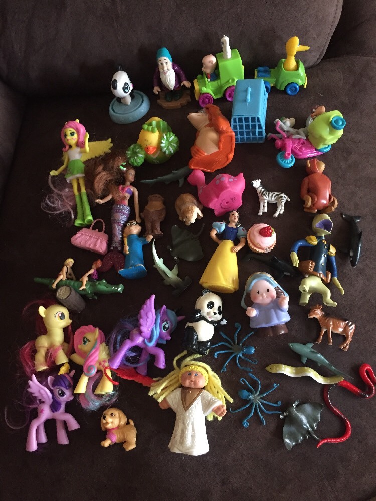 Huge Lot Junk Drawer Girls MLP Disney McDonald’s Animals Figures Free Shipping